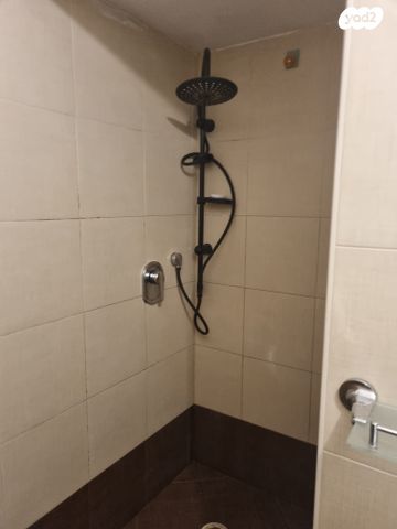 דירה, מעונות ברכה, השומר, ראשון לציון