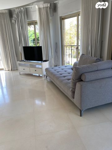 בית פרטי/ קוטג', הרצליה