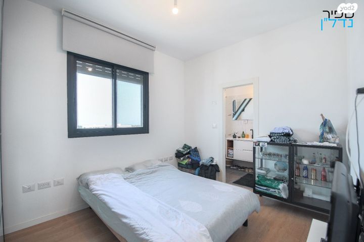 גג/ פנטהאוז, אור עקיבא