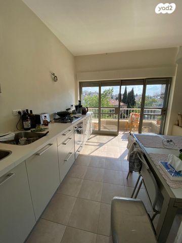 דירה, בנימין מטודלה, רחביה, ירושלים