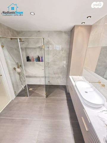 בית פרטי/ קוטג', הולנד, פרדס הגדוד, נתניה