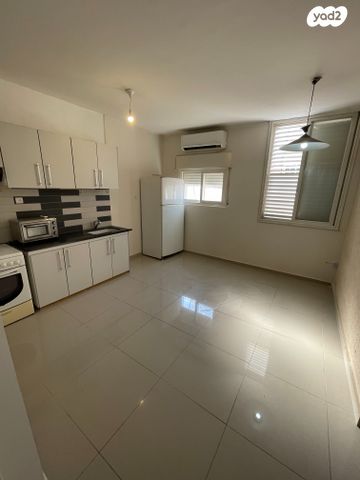 שדרות ירושלים 