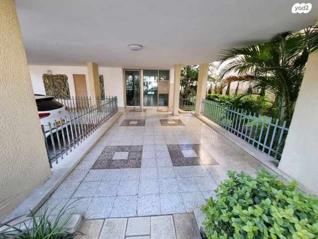 דירה, הרב ריינס 23, צפון מזרח מרכז העיר, נתניה