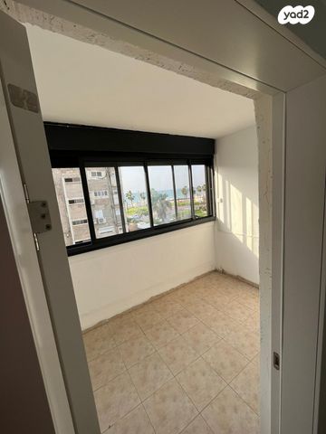 שדרות דגניה 73