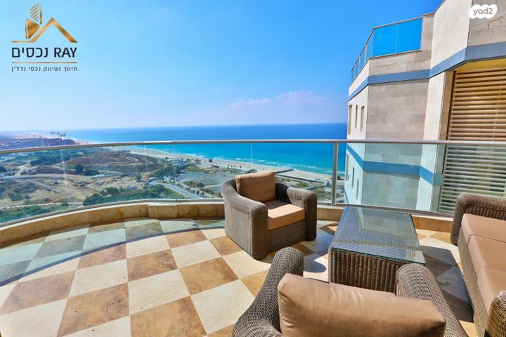 גג/ פנטהאוז, יצחק שדה, דרום מערב ותיק, בת ים