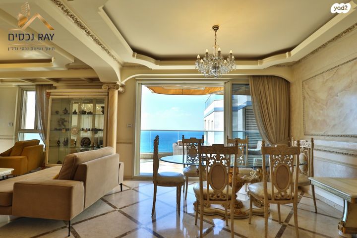 גג/ פנטהאוז, יצחק שדה, דרום מערב ותיק, בת ים