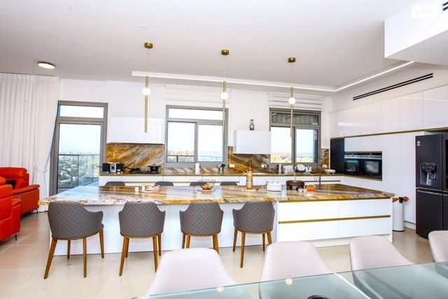 גג/ פנטהאוז, קרית קריניצי, רמת גן