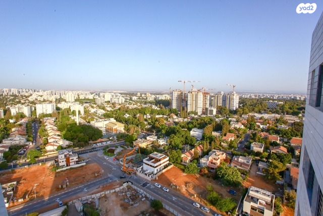 גג/ פנטהאוז, קרית קריניצי, רמת גן