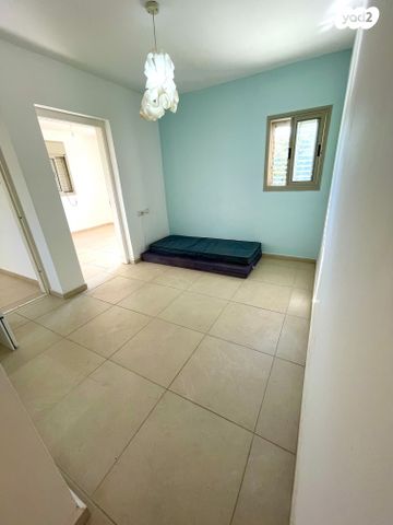 דירה, צבי מנדלבלט, מרכז, הרצליה