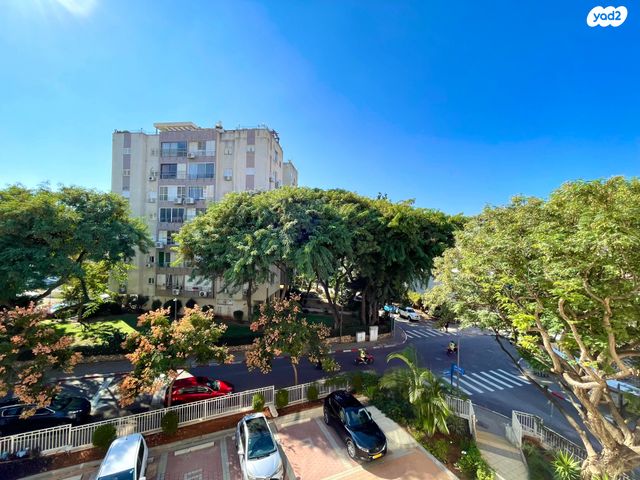 דירה, צבי מנדלבלט, מרכז, הרצליה