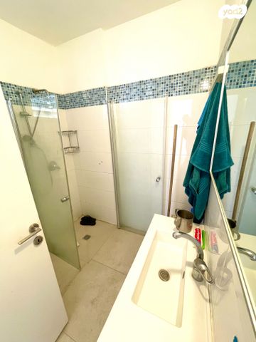 דירה, צבי מנדלבלט, מרכז, הרצליה