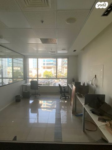 משרדים, הרצליה