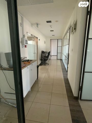 משרדים, הרצליה