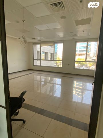 משרדים, הרצליה