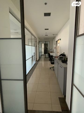 משרדים, הרצליה