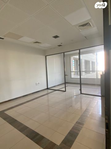 משרדים, הרצליה