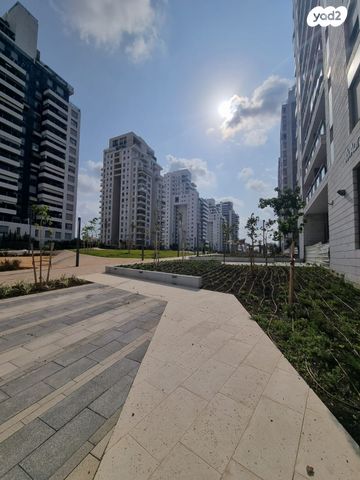 מודעת נכס, יעקב פיכמן, ח-501, חולון