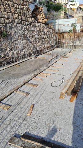 דירה, שיבת ציון 52, העיר התחתית, ואדי סאליב, חיפה