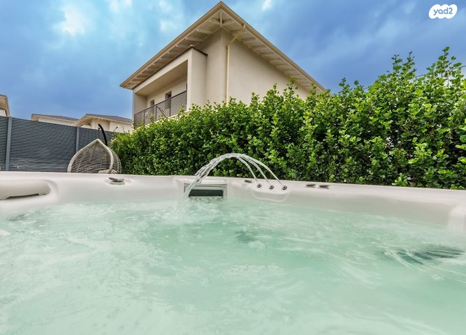 בית פרטי/ קוטג', לבונה, כפר ורדים