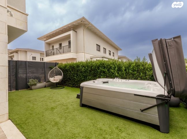 בית פרטי/ קוטג', לבונה, כפר ורדים