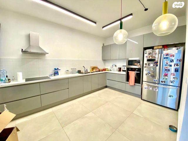 אריק איינשטיין 