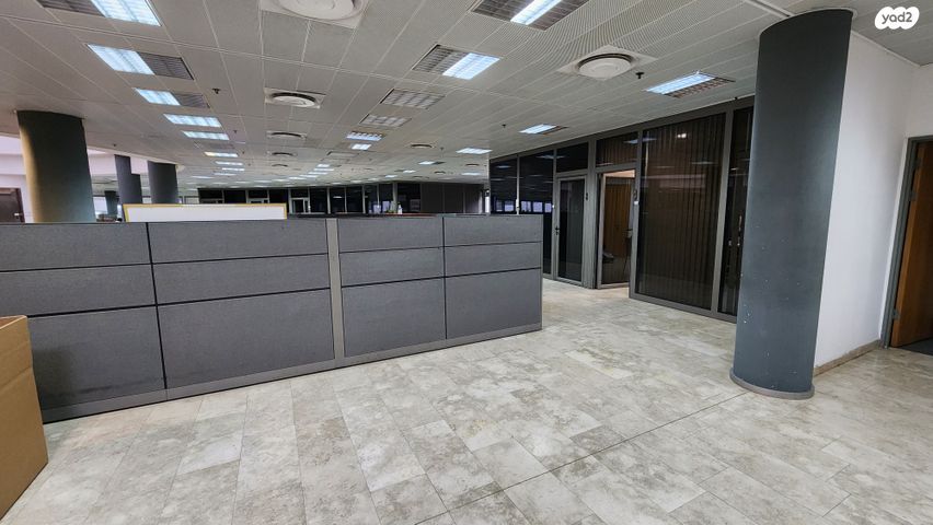 משרדים, אזור תעשיה דורה, שלומי