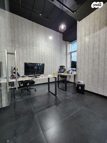 משרדים, הרוקמים, אזור תעשיה ג, חולון