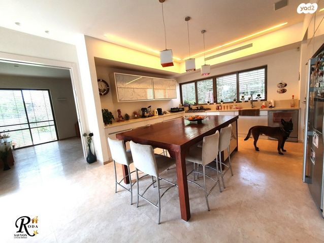 בית פרטי/ קוטג', סביון