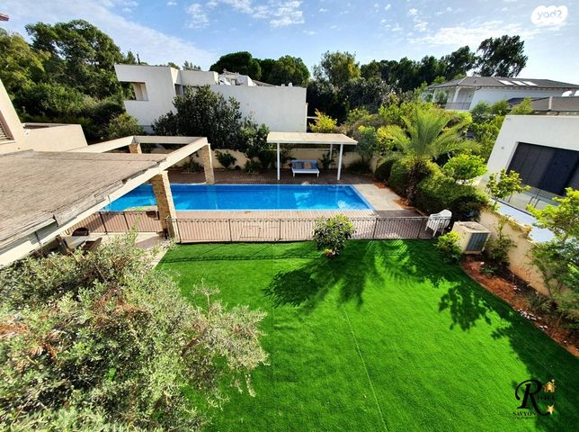 בית פרטי/ קוטג', סביון