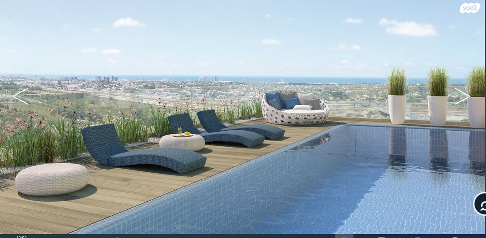 גג/ פנטהאוז