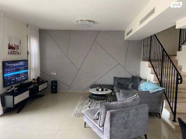 בית פרטי/ קוטג', גבעת שמשון, גן יבנה