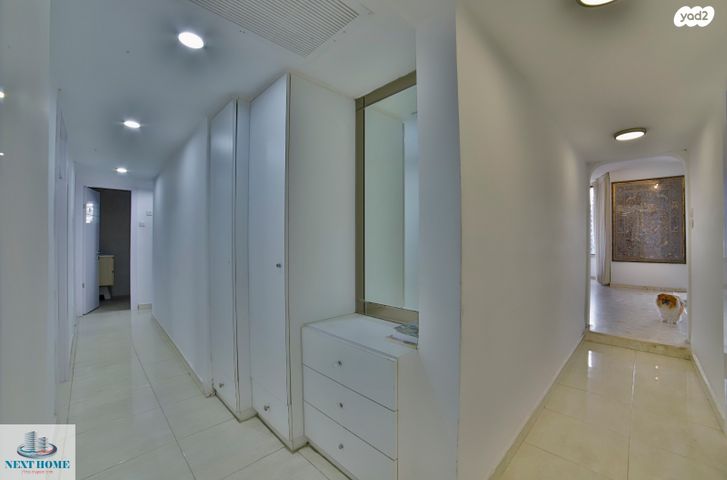 גג/ פנטהאוז, חולון