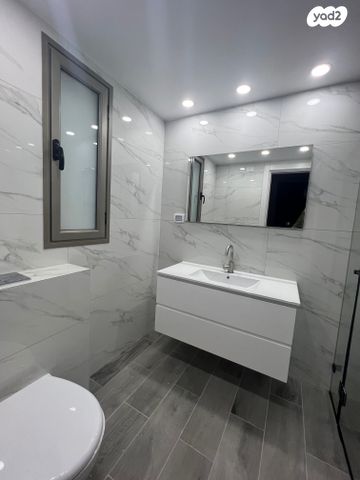 סאבלט, העוגן 4, מרינה, הרצליה