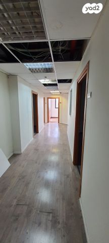 משרדים, כפר סבא