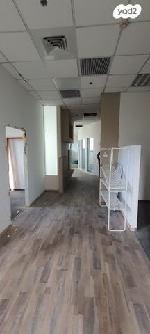 משרדים, כפר סבא