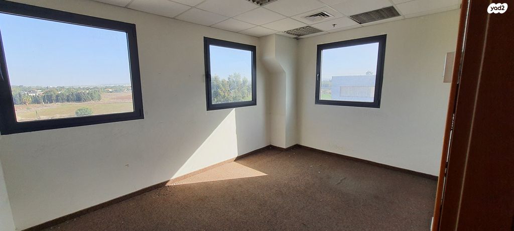 משרדים, כפר סבא