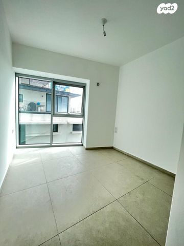 דירה, קומפרט, פלורנטין, תל אביב יפו