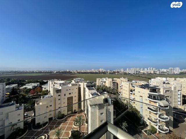 דירה, גבעת הרקפות, קרית ביאליק