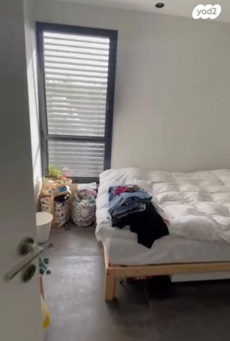 דירה, הרב יצחק ידידיה פרנקל, פלורנטין, תל אביב יפו