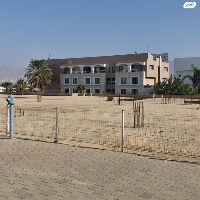 חנויות/ שטח מסחרי, שפיפון, חוף צפוני, אילת