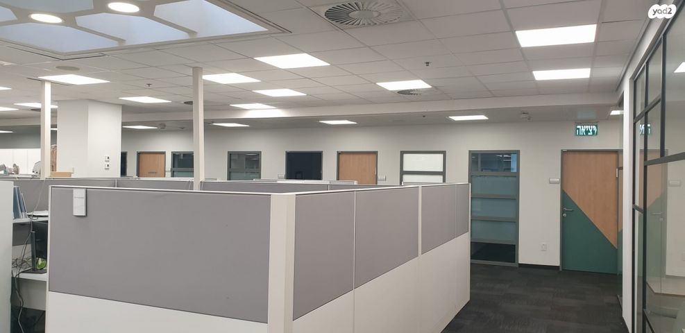 משרדים, ראש העין