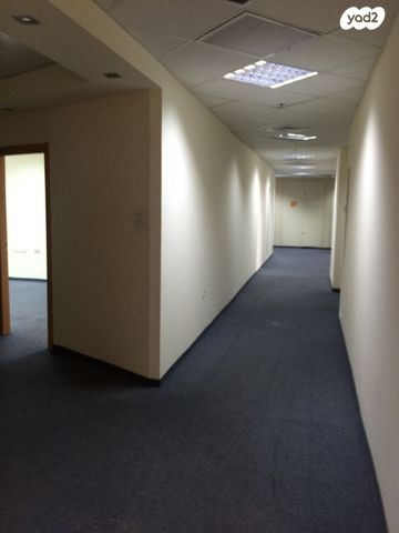 משרדים, דרך בן גוריון, נחלת גנים, רמת גן