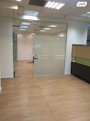 משרדים, דרך בן גוריון, נחלת גנים, רמת גן