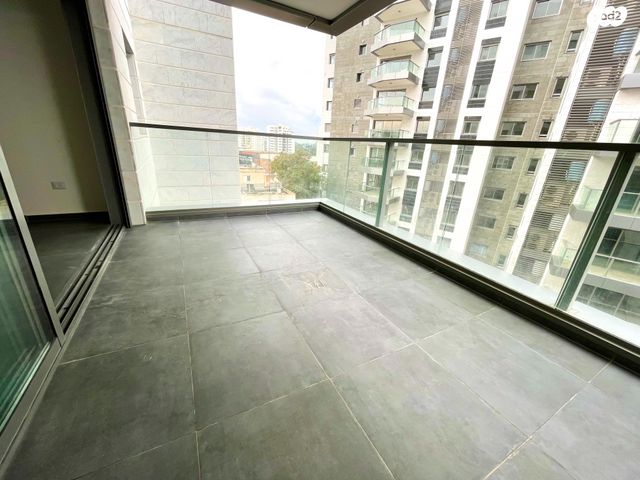 דירה, מרכז, הרצליה