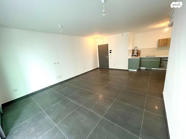 דירה, מרכז, הרצליה