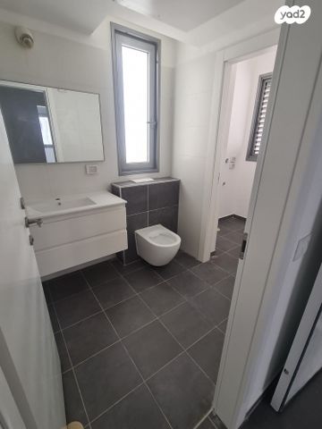 דירה, מרכז, הרצליה