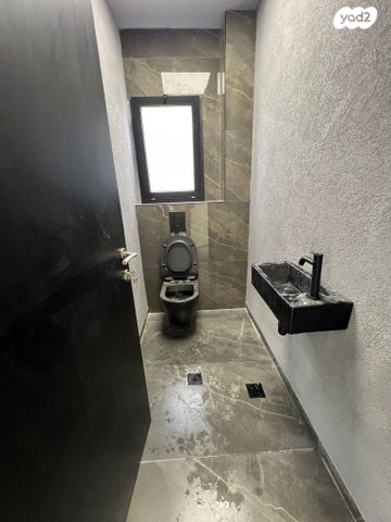 משרדים, שדרות אח"י אילת, קרית חיים מזרחית, חיפה