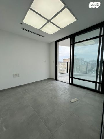 משרדים, שדרות אח"י אילת, קרית חיים מזרחית, חיפה