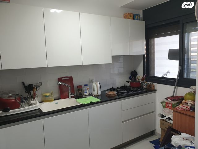 דירה, חרוזים, רמת גן