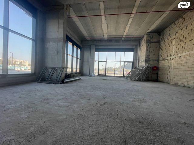 חנויות/ שטח מסחרי, אילן רמון, שאר העיר, נס ציונה